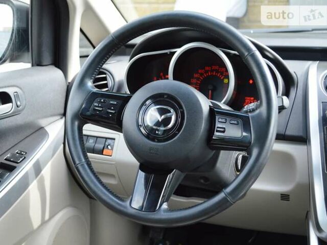 Красный Мазда СХ-7, объемом двигателя 2.26 л и пробегом 159 тыс. км за 7500 $, фото 14 на Automoto.ua