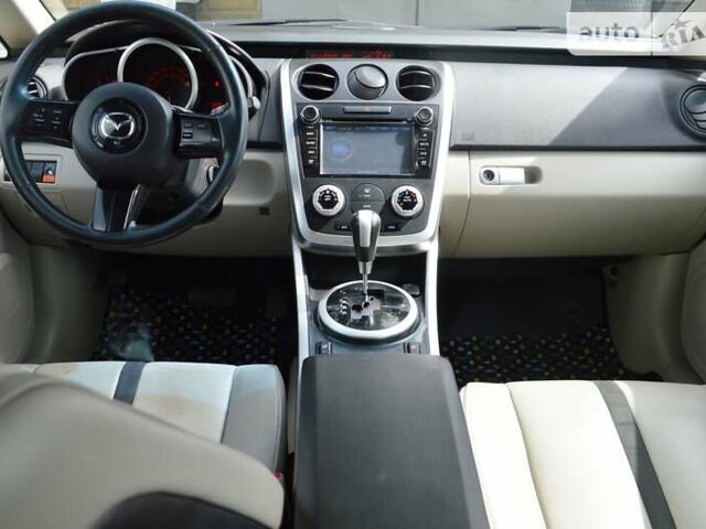 Красный Мазда СХ-7, объемом двигателя 2.26 л и пробегом 159 тыс. км за 7500 $, фото 17 на Automoto.ua