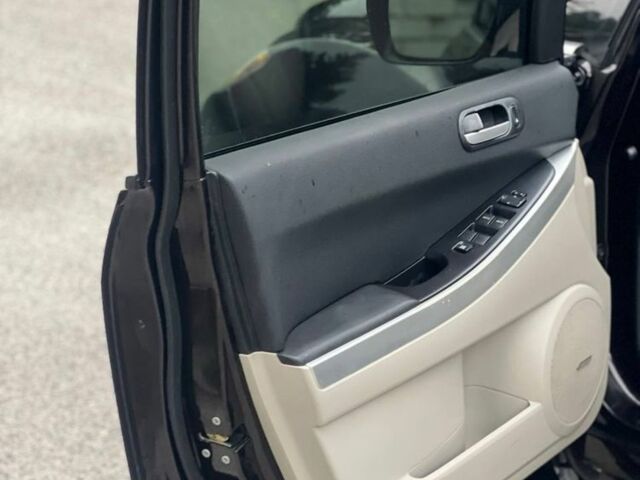 Красный Мазда СХ-7, объемом двигателя 2.3 л и пробегом 179 тыс. км за 7800 $, фото 16 на Automoto.ua