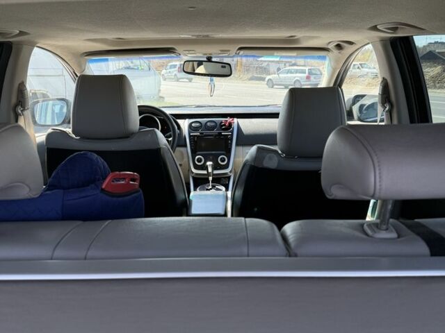 Красный Мазда СХ-7, объемом двигателя 2.3 л и пробегом 157 тыс. км за 7500 $, фото 4 на Automoto.ua