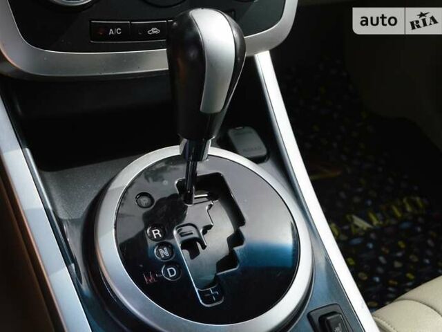 Красный Мазда СХ-7, объемом двигателя 2.26 л и пробегом 159 тыс. км за 7500 $, фото 28 на Automoto.ua