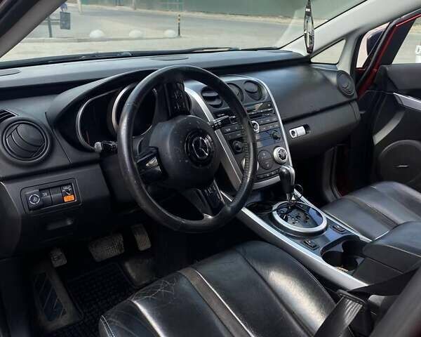 Красный Мазда СХ-7, объемом двигателя 2.3 л и пробегом 365 тыс. км за 6500 $, фото 25 на Automoto.ua