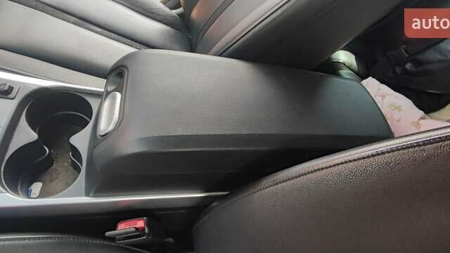 Красный Мазда СХ-7, объемом двигателя 2.3 л и пробегом 110 тыс. км за 5300 $, фото 10 на Automoto.ua