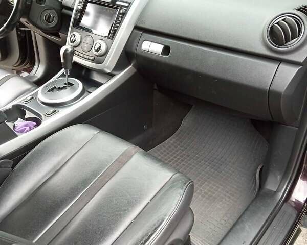 Червоний Мазда СХ-7, об'ємом двигуна 2.3 л та пробігом 116 тис. км за 9000 $, фото 9 на Automoto.ua