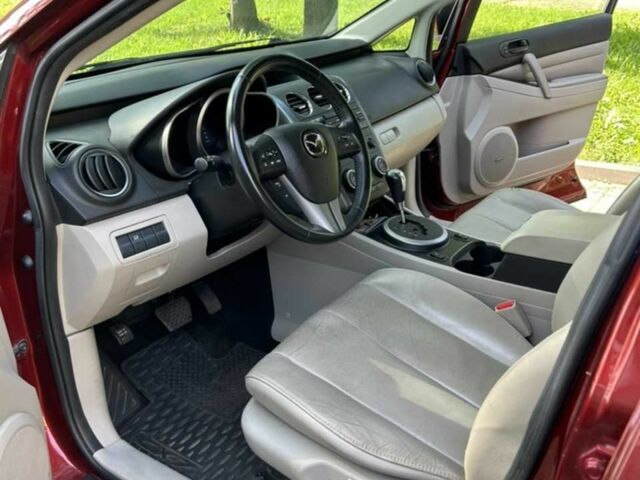 Красный Мазда СХ-7, объемом двигателя 2.5 л и пробегом 200 тыс. км за 10496 $, фото 2 на Automoto.ua