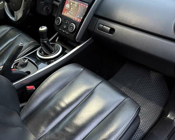 Красный Мазда СХ-7, объемом двигателя 2.18 л и пробегом 230 тыс. км за 9350 $, фото 17 на Automoto.ua