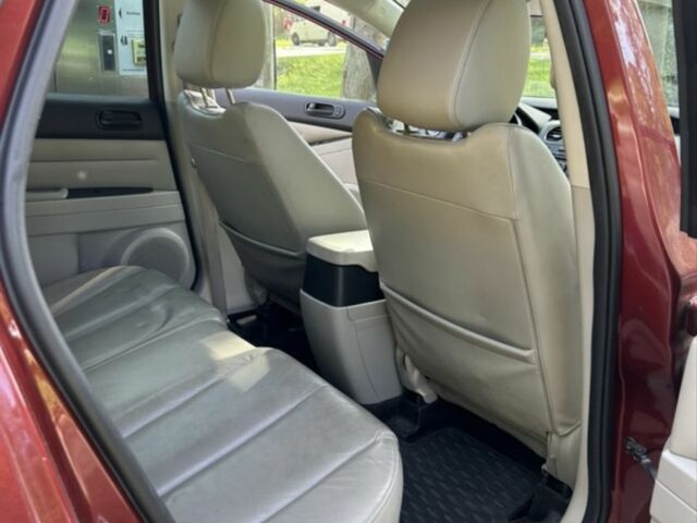 Красный Мазда СХ-7, объемом двигателя 2.5 л и пробегом 200 тыс. км за 10447 $, фото 7 на Automoto.ua