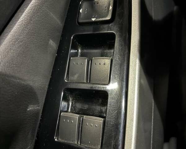 Красный Мазда СХ-7, объемом двигателя 2.18 л и пробегом 230 тыс. км за 9350 $, фото 10 на Automoto.ua