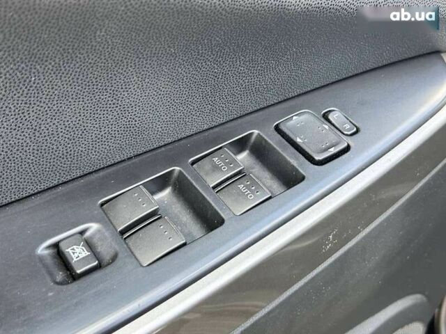 Мазда СХ-7, объемом двигателя 2.3 л и пробегом 116 тыс. км за 7200 $, фото 12 на Automoto.ua