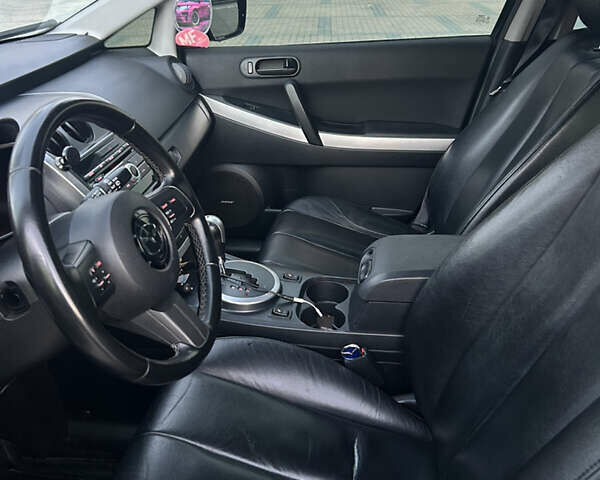 Мазда СХ-7, объемом двигателя 2.4 л и пробегом 200 тыс. км за 7000 $, фото 5 на Automoto.ua