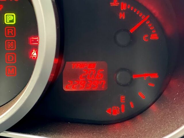 Мазда СХ-7, объемом двигателя 2.3 л и пробегом 229 тыс. км за 7000 $, фото 10 на Automoto.ua