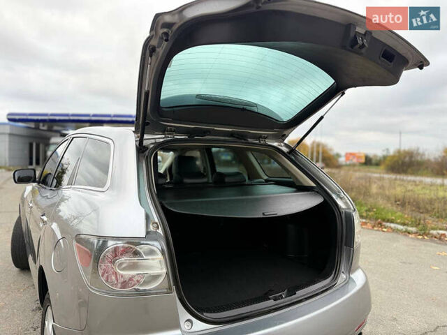Мазда СХ-7, объемом двигателя 2.2 л и пробегом 330 тыс. км за 9300 $, фото 10 на Automoto.ua