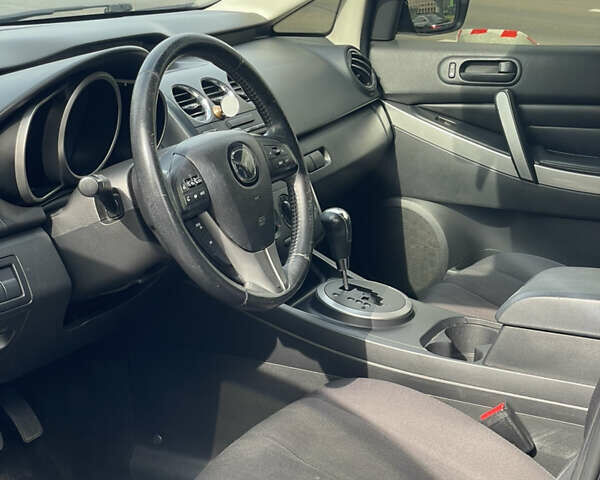 Мазда СХ-7, объемом двигателя 2.5 л и пробегом 233 тыс. км за 8900 $, фото 3 на Automoto.ua