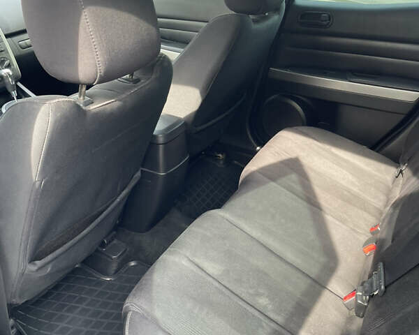 Мазда СХ-7, объемом двигателя 2.5 л и пробегом 233 тыс. км за 8900 $, фото 2 на Automoto.ua