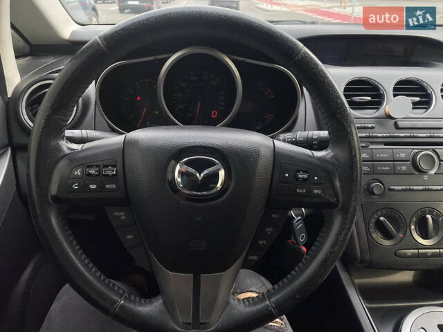 Мазда СХ-7, объемом двигателя 2.5 л и пробегом 233 тыс. км за 8900 $, фото 6 на Automoto.ua