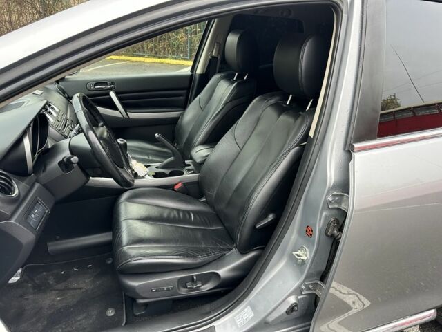 Серый Мазда СХ-7, объемом двигателя 2.2 л и пробегом 180 тыс. км за 10500 $, фото 7 на Automoto.ua