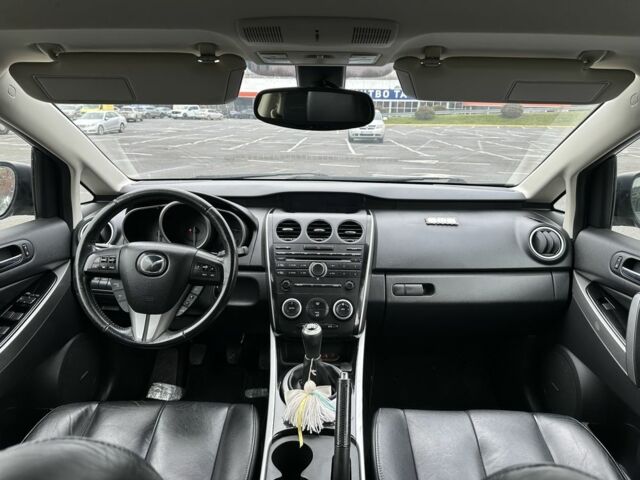 Серый Мазда СХ-7, объемом двигателя 2.2 л и пробегом 180 тыс. км за 10500 $, фото 5 на Automoto.ua