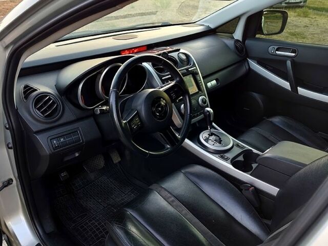 Серый Мазда СХ-7, объемом двигателя 2.3 л и пробегом 125 тыс. км за 5500 $, фото 4 на Automoto.ua