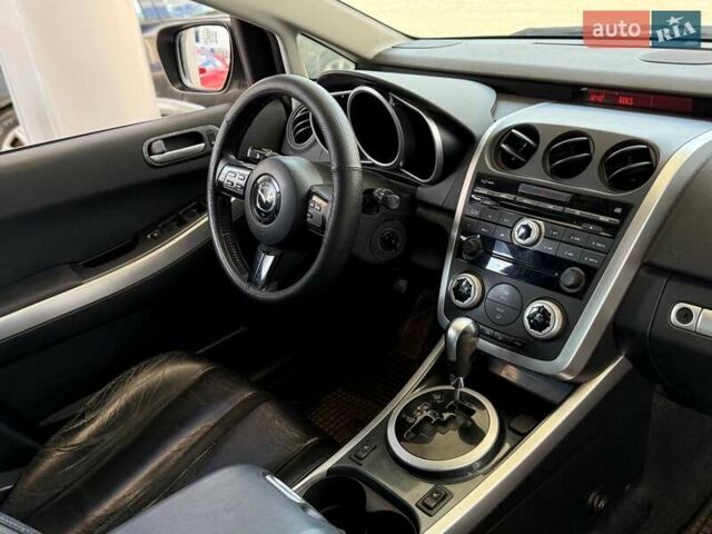 Серый Мазда СХ-7, объемом двигателя 2.3 л и пробегом 176 тыс. км за 4999 $, фото 12 на Automoto.ua
