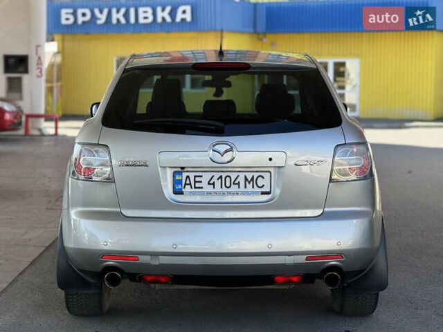 Серый Мазда СХ-7, объемом двигателя 2.3 л и пробегом 198 тыс. км за 7500 $, фото 4 на Automoto.ua