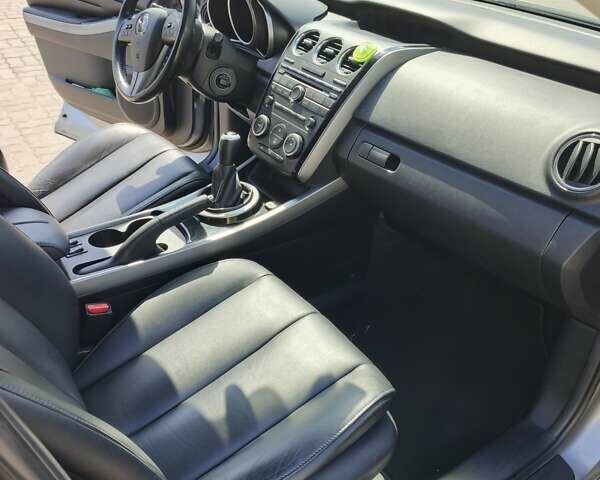 Серый Мазда СХ-7, объемом двигателя 2.3 л и пробегом 162 тыс. км за 10800 $, фото 6 на Automoto.ua