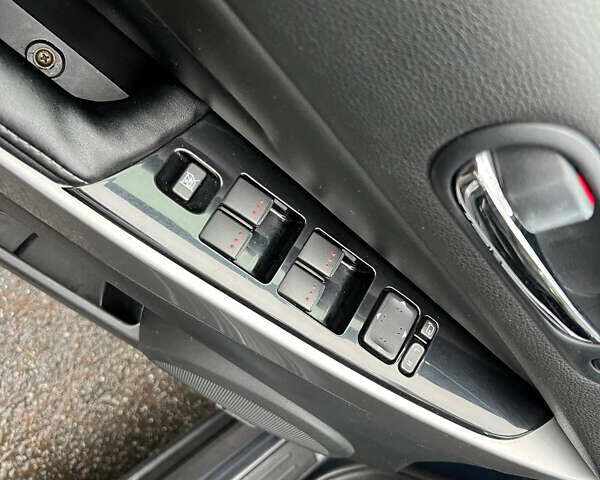 Серый Мазда СХ-7, объемом двигателя 2.18 л и пробегом 283 тыс. км за 8200 $, фото 15 на Automoto.ua