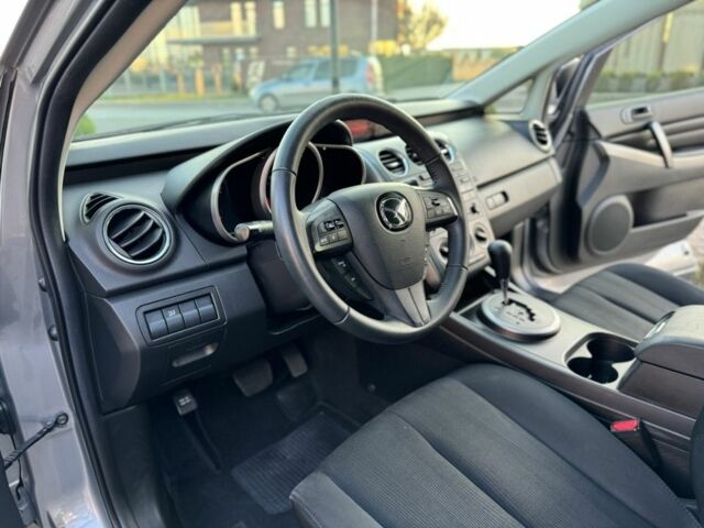 Серый Мазда СХ-7, объемом двигателя 2.5 л и пробегом 280 тыс. км за 8999 $, фото 5 на Automoto.ua