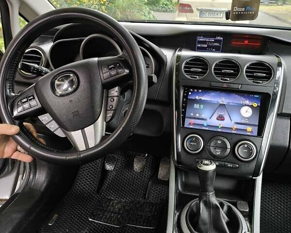 Сірий Мазда СХ-7, об'ємом двигуна 2.18 л та пробігом 256 тис. км за 9500 $, фото 6 на Automoto.ua