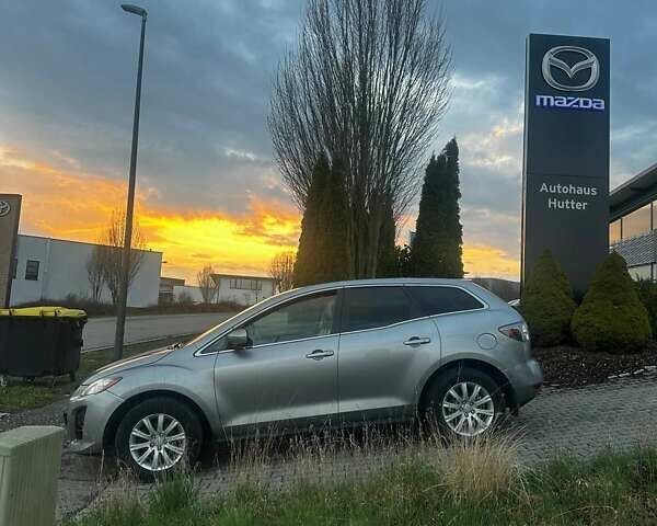 Серый Мазда СХ-7, объемом двигателя 2.5 л и пробегом 210 тыс. км за 8000 $, фото 3 на Automoto.ua