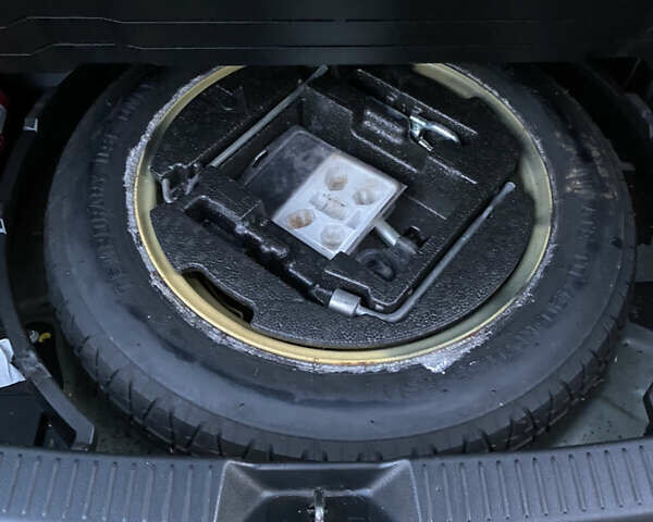 Сірий Мазда СХ-7, об'ємом двигуна 2.18 л та пробігом 242 тис. км за 9250 $, фото 24 на Automoto.ua