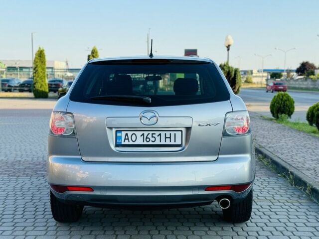 Серый Мазда СХ-7, объемом двигателя 2.5 л и пробегом 280 тыс. км за 8999 $, фото 4 на Automoto.ua