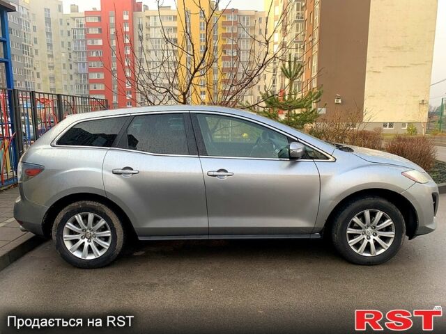 Серый Мазда СХ-7, объемом двигателя 25 л и пробегом 230 тыс. км за 9700 $, фото 2 на Automoto.ua