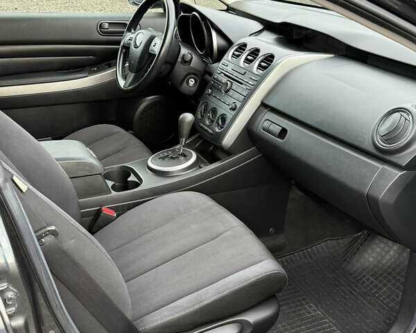 Серый Мазда СХ-7, объемом двигателя 2.26 л и пробегом 152 тыс. км за 7400 $, фото 11 на Automoto.ua