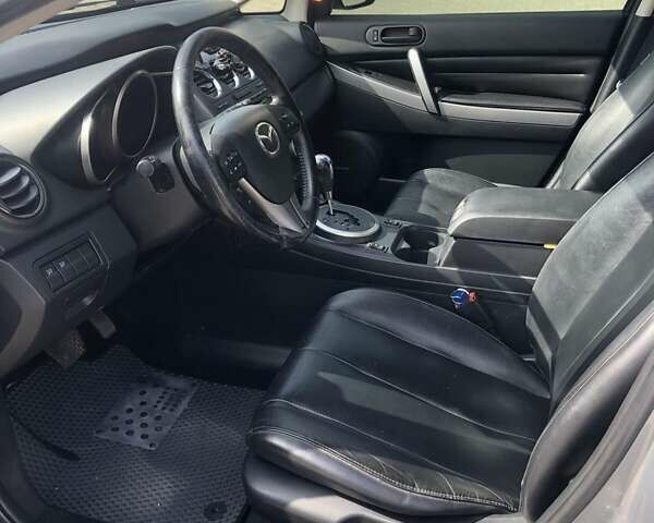 Серый Мазда СХ-7, объемом двигателя 2.49 л и пробегом 191 тыс. км за 10300 $, фото 7 на Automoto.ua