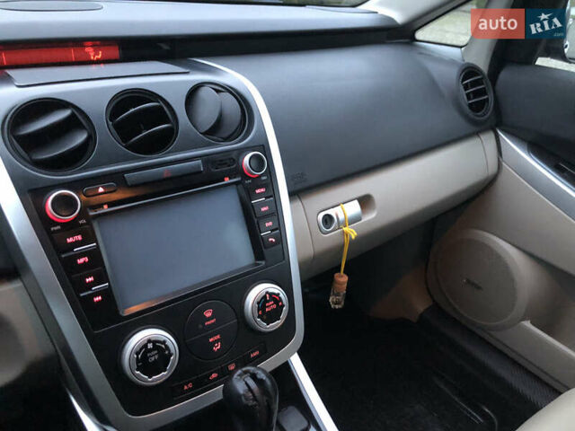 Синій Мазда СХ-7, об'ємом двигуна 2.3 л та пробігом 169 тис. км за 7800 $, фото 21 на Automoto.ua