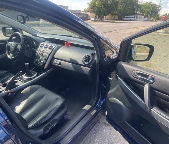 Синий Мазда СХ-7, объемом двигателя 2.2 л и пробегом 163 тыс. км за 9000 $, фото 9 на Automoto.ua