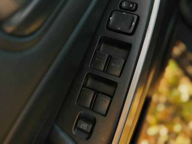 Синий Мазда СХ-7, объемом двигателя 2.3 л и пробегом 188 тыс. км за 7800 $, фото 4 на Automoto.ua