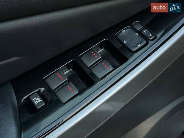 Синій Мазда СХ-7, об'ємом двигуна 2.26 л та пробігом 135 тис. км за 10500 $, фото 32 на Automoto.ua