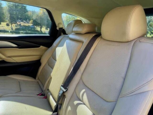 Білий Мазда СХ-9, об'ємом двигуна 2.5 л та пробігом 37 тис. км за 13000 $, фото 12 на Automoto.ua