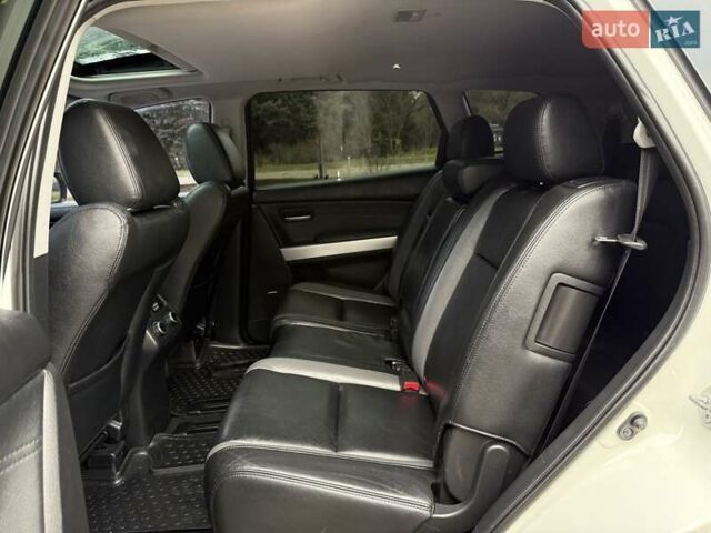 Белый Мазда СХ-9, объемом двигателя 3.73 л и пробегом 250 тыс. км за 7999 $, фото 47 на Automoto.ua