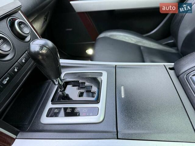 Белый Мазда СХ-9, объемом двигателя 3.73 л и пробегом 250 тыс. км за 7999 $, фото 57 на Automoto.ua