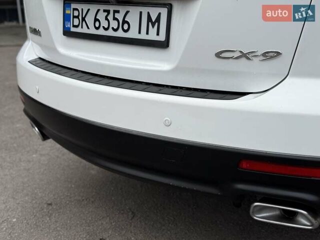Белый Мазда СХ-9, объемом двигателя 3.73 л и пробегом 250 тыс. км за 7999 $, фото 28 на Automoto.ua