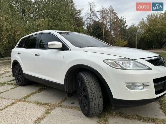 Білий Мазда СХ-9, об'ємом двигуна 3.73 л та пробігом 290 тис. км за 10000 $, фото 4 на Automoto.ua