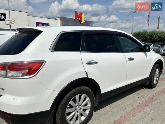 Белый Мазда СХ-9, объемом двигателя 3.73 л и пробегом 220 тыс. км за 10000 $, фото 4 на Automoto.ua