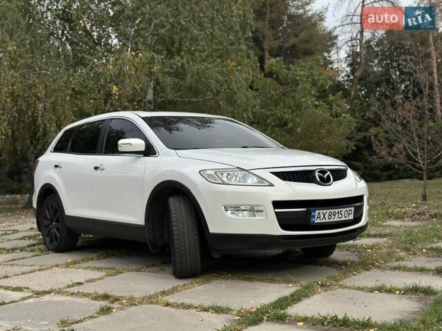 Білий Мазда СХ-9, об'ємом двигуна 3.73 л та пробігом 290 тис. км за 10000 $, фото 3 на Automoto.ua