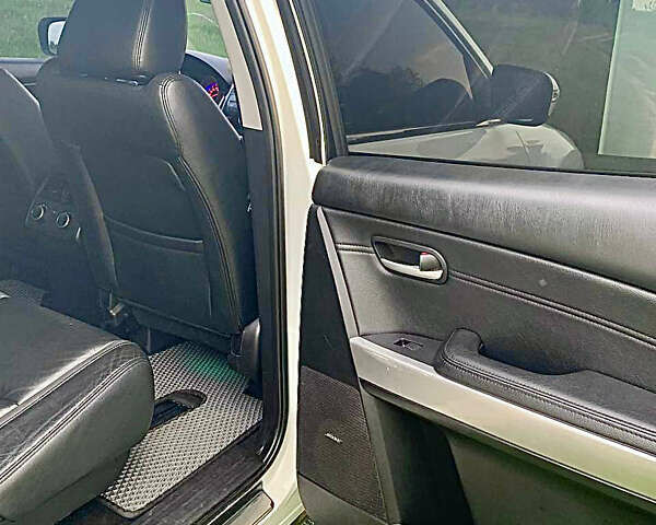 Белый Мазда СХ-9, объемом двигателя 3.7 л и пробегом 189 тыс. км за 10900 $, фото 14 на Automoto.ua