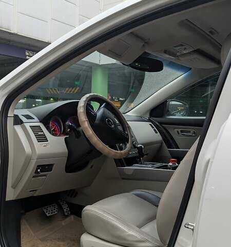 Білий Мазда СХ-9, об'ємом двигуна 3.73 л та пробігом 215 тис. км за 12555 $, фото 11 на Automoto.ua