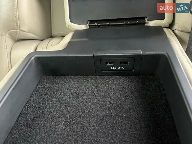 Белый Мазда СХ-9, объемом двигателя 2.5 л и пробегом 151 тыс. км за 20100 $, фото 18 на Automoto.ua