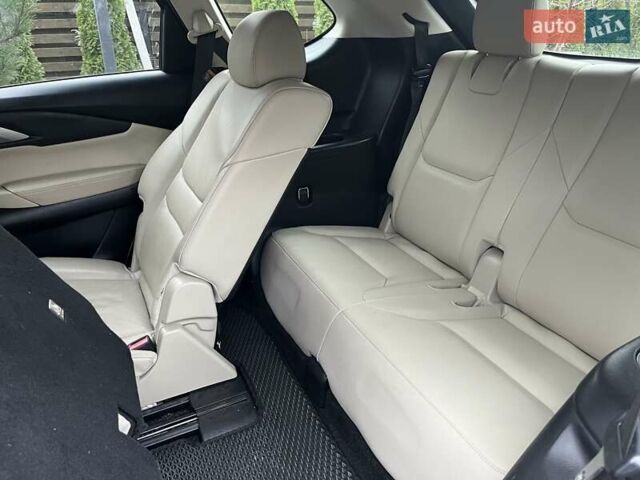 Белый Мазда СХ-9, объемом двигателя 2.5 л и пробегом 151 тыс. км за 20100 $, фото 20 на Automoto.ua