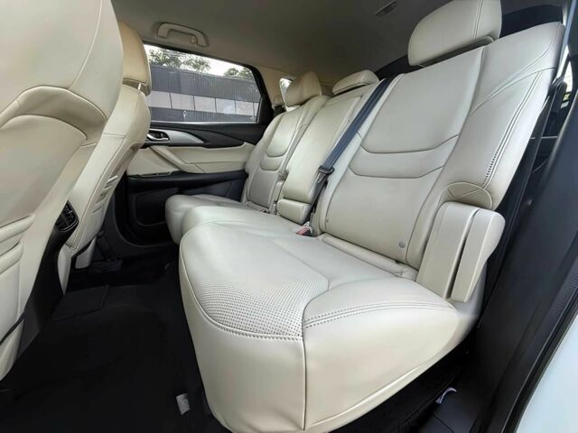 Белый Мазда СХ-9, объемом двигателя 2.5 л и пробегом 74 тыс. км за 8000 $, фото 12 на Automoto.ua